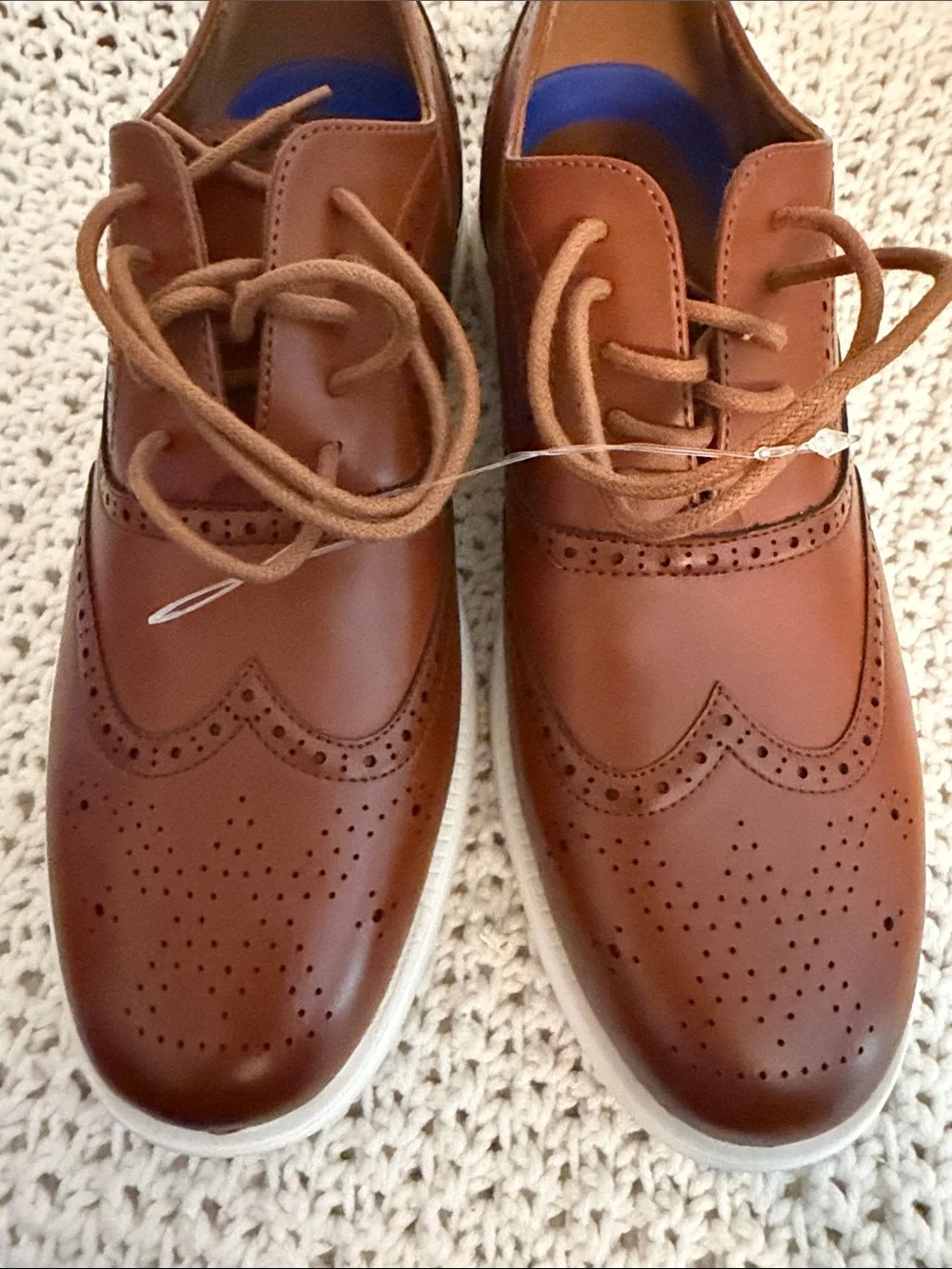Reaction Kenneth Cole Men's Tan Leather Wingtip Derbys with White Sole size 11.5